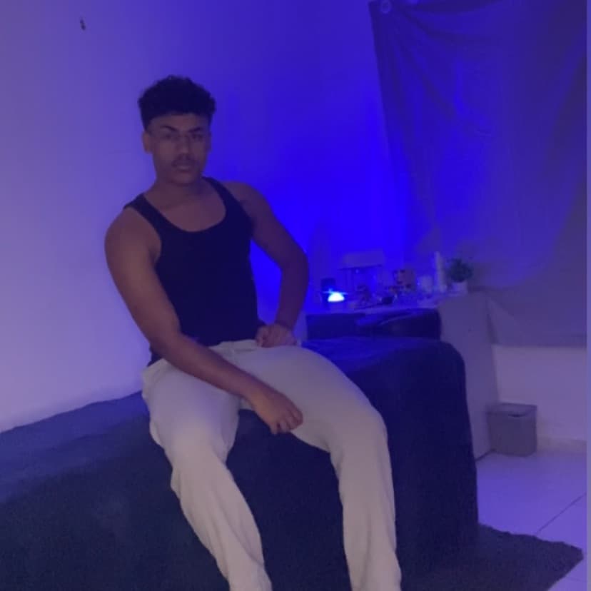 Jonas Edward, Massagem, foto 1 de 2