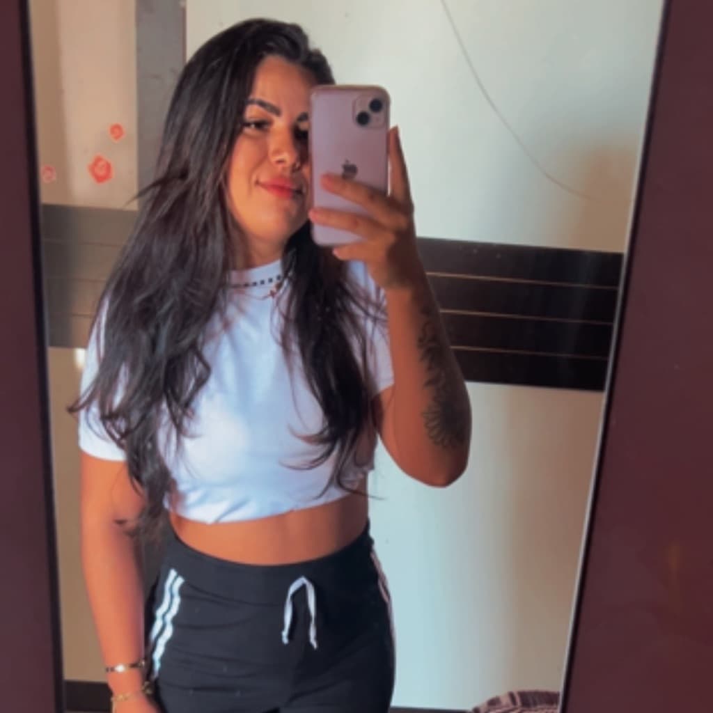 Fernanda, Unhas, foto 2 de 2