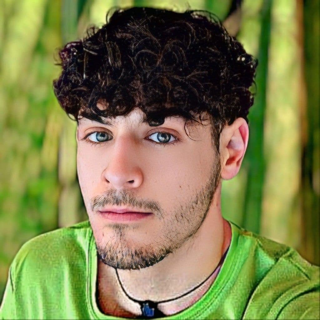 Luis Martí, Treinamento, foto 1 de 1