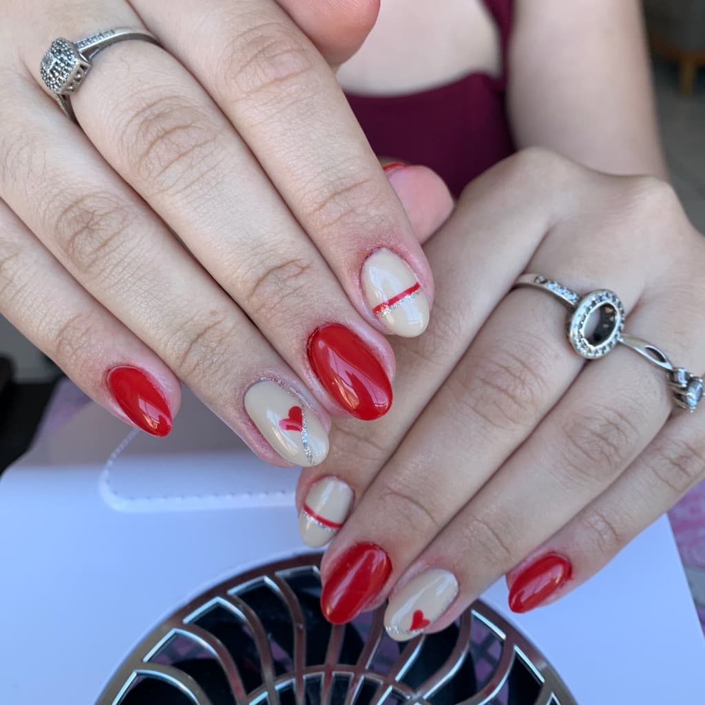 Nayi, Unhas, foto 1 de 2