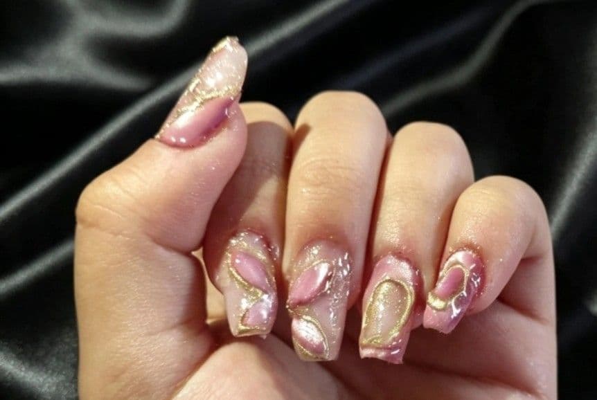 Lenailssart, Unhas, foto 1 de 3