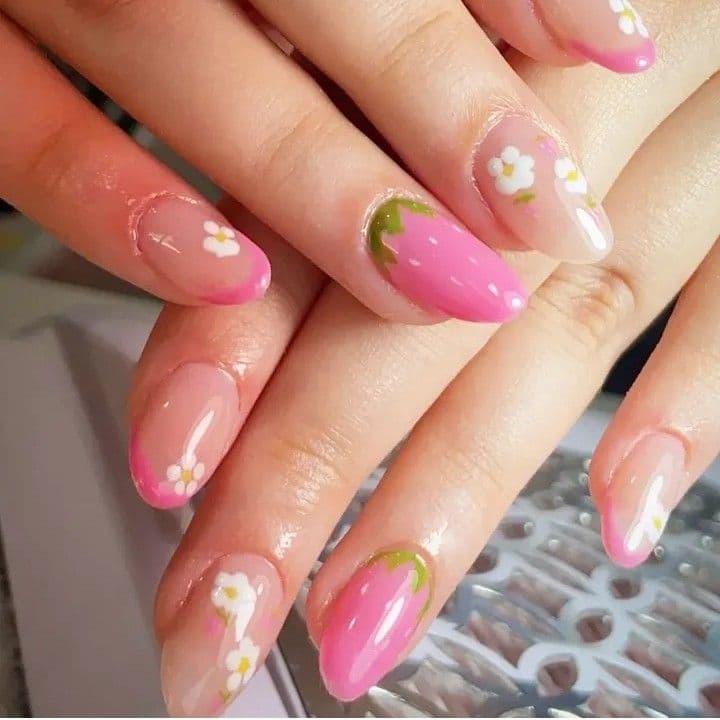 Nail Designer Mirella Wercelens, Unhas, foto 2 de 3
