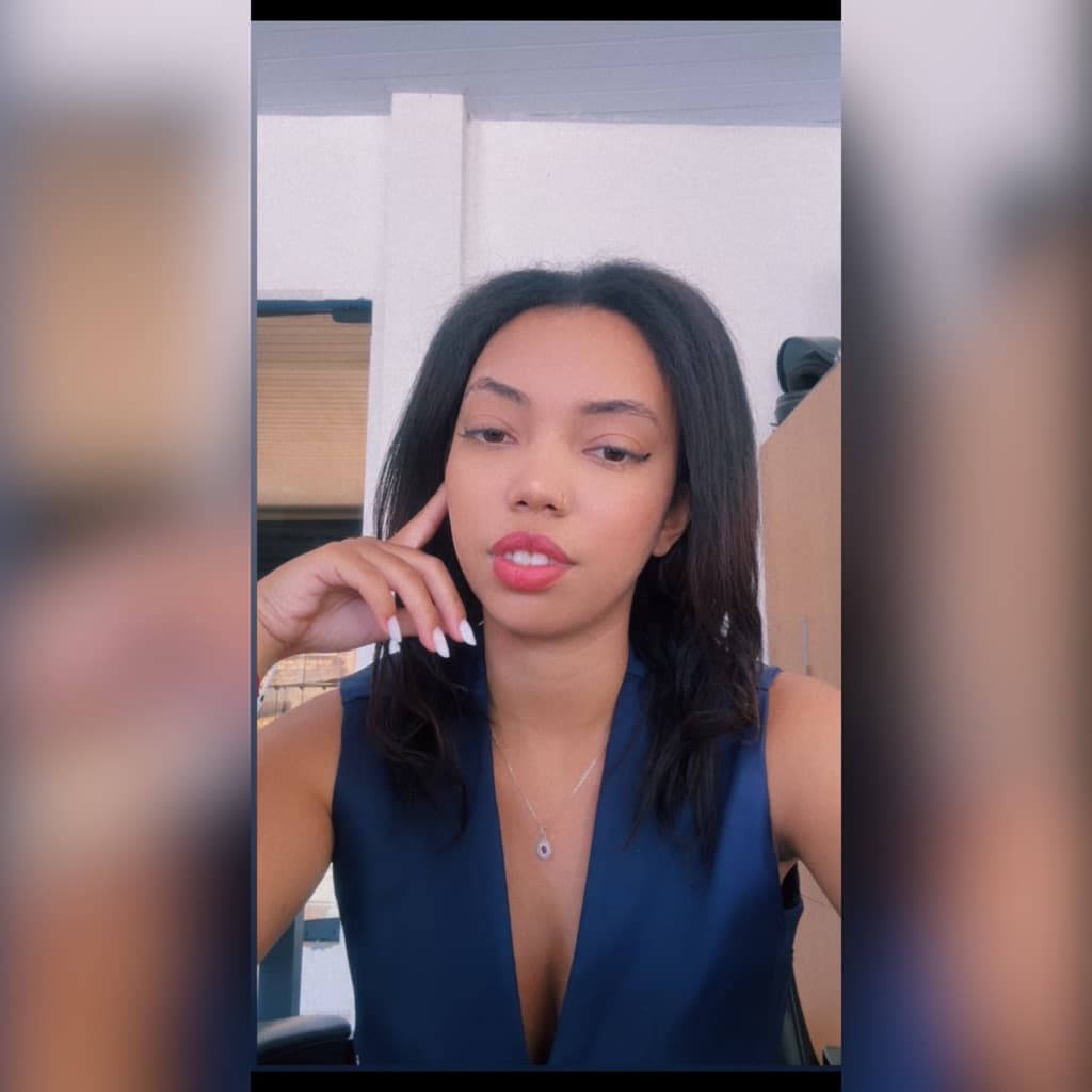 Miria Cristina, Massagem, foto 1 de 1