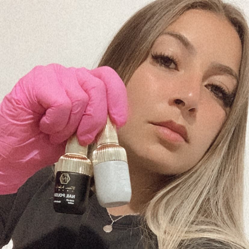 Jessica Fernandes, Unhas, foto 2 de 2