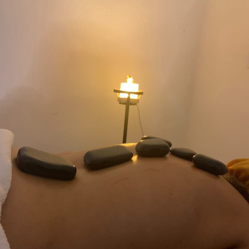Amani, Massagem, foto 2 de 3