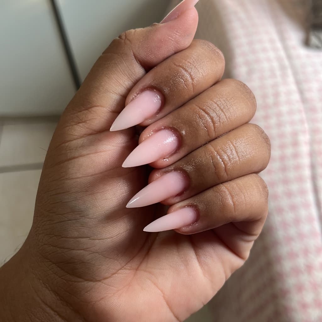 Maria Julia | Nail Designer, Unhas, foto 2 de 3