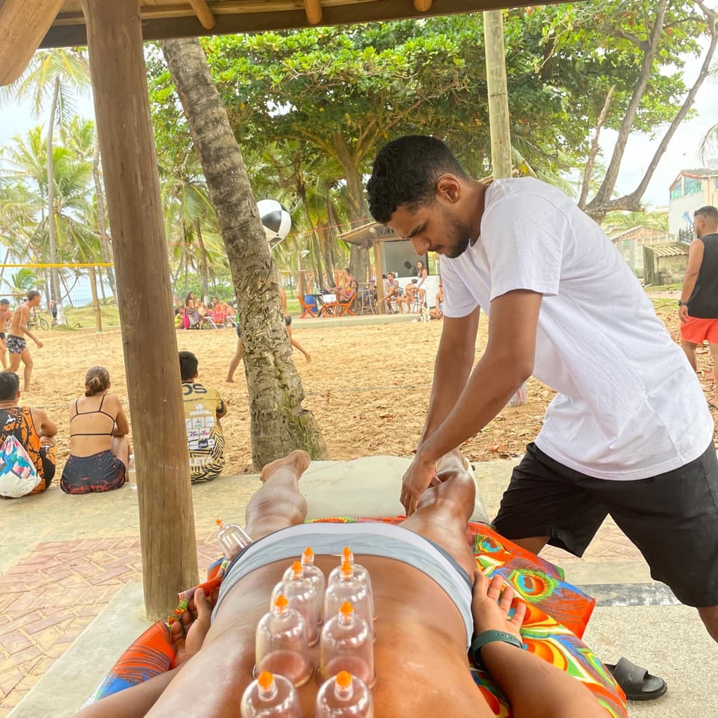 Arthur Dias, Massagem, foto 1 de 1