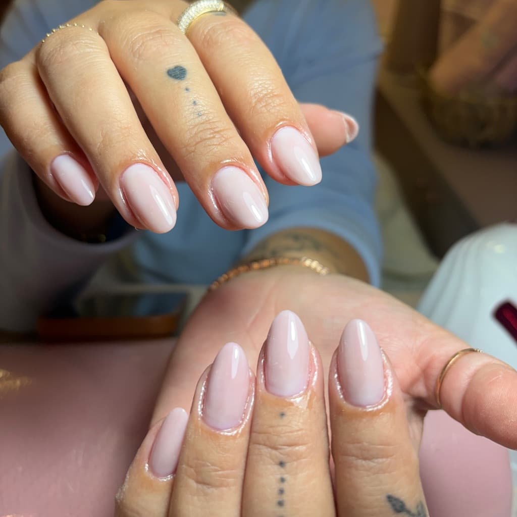 Vivih Nail Design - Pagani, Unhas, foto 1 de 2